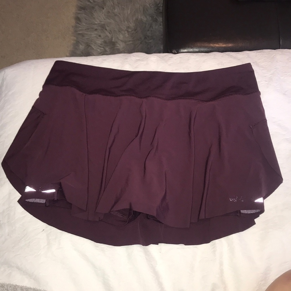 Lulu lemon skort